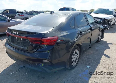 2024 Kia Forte Lx из США, поврежденный, VIN 3KPF24AD6RE806068